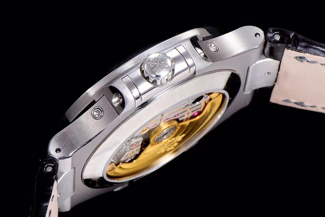 파텍필립 2022 5726 화이트 다이얼 워치